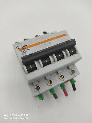 DISJONCTEUR 4P MERLIN GERIN 20A
