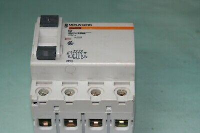 INTERRUPTEUR DIFFERENTIEL 4P 25A 300mA MERLIN GERIN