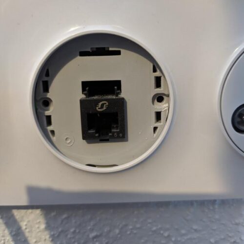 PRISE RESEAU CAT6 LE ROCHER MARRON