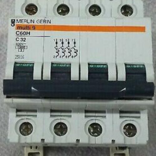 DISJONCTEUR 4P C60H 2A MERLIN GERIN