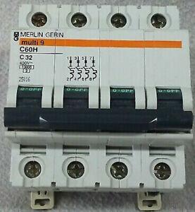 DISJONCTEUR 4P C60H 2A MERLIN GERIN